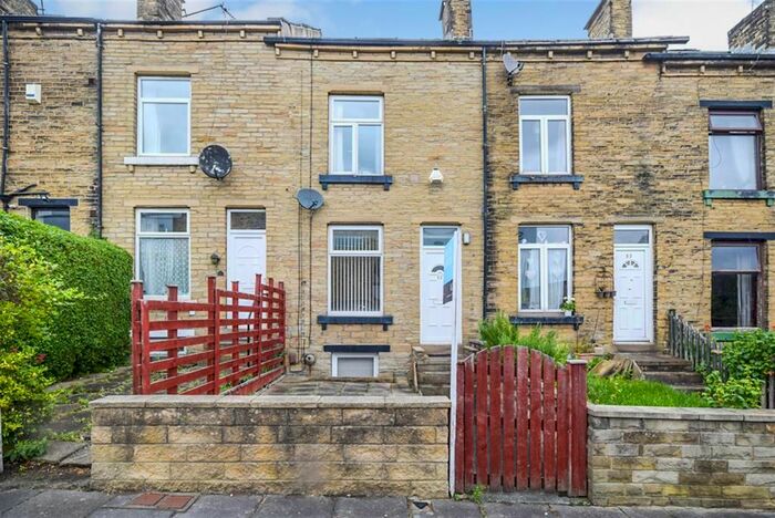 1 Bedroom Flat To Rent In Alexandra Road, Shipley, BD18