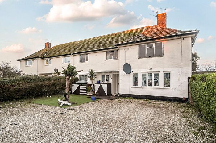 3 Bedroom Flat For Sale In Orchard Way, North Bersted, Bognor Regis, PO22