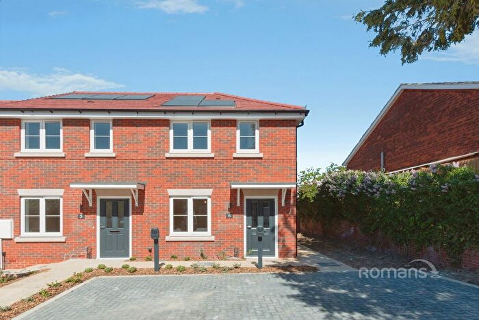2 Bedroom End Of Terrace House To Rent In Systems Way, Frimley, Camberley, GU16