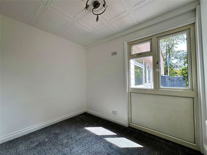2 Bedroom Bungalow For Sale In Spout Way, Malinslee, Telford, Shropshire, TF3