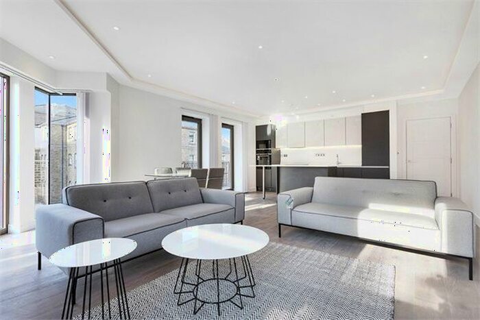 3 Bedroom Flat To Rent In Compass Apartments, Rotherhithe Street, Rotherhithe, London, SE16