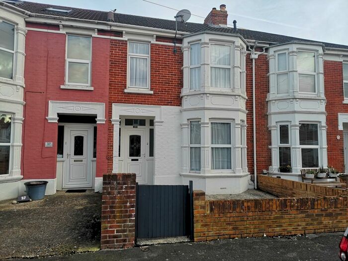 3 Bedroom Terraced House To Rent In Findon Road, Gosport, PO12