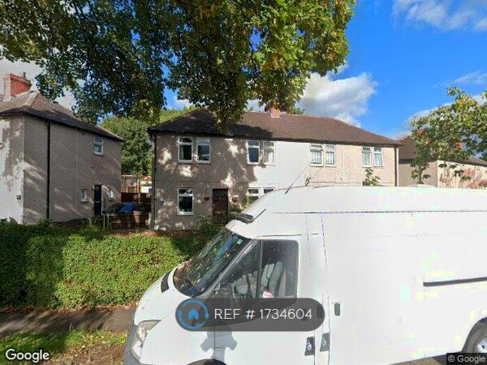 3 Bedroom Semi-Detached House To Rent In Wakefield, Wakefield, WF2