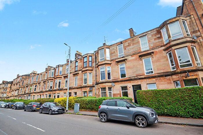 1 Bedroom Flat To Rent In / Newlands Road, Cathcart, Glasgow, G44