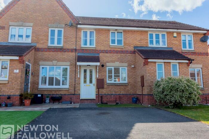 2 Bedroom Terraced House To Rent In St Andrews Way, Ordsall, DN22