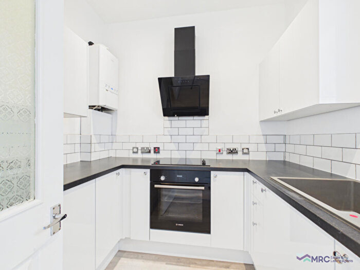 1 Bedroom Apartment To Rent In Apartment, Rosemont House, HU5