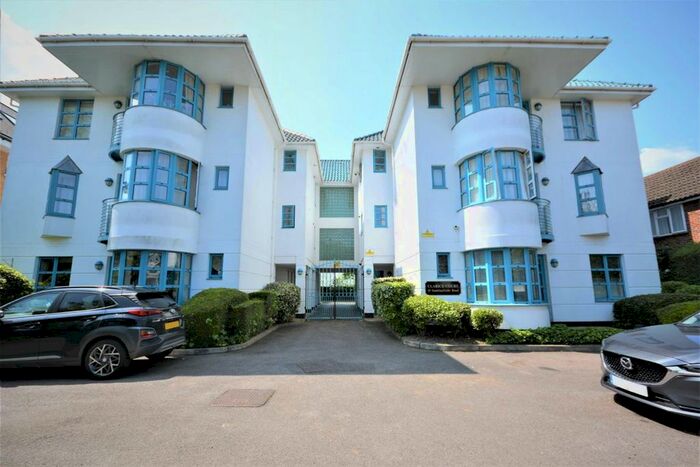 2 Bedroom Flat To Rent In Sunningfields Road, London, NW4