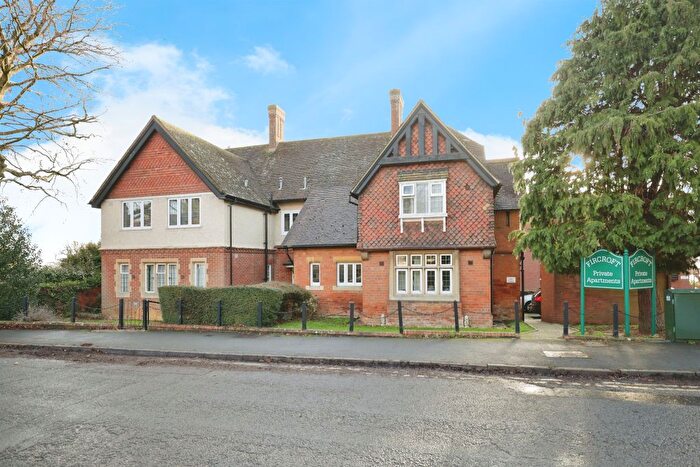 1 Bedroom Flat For Sale In Hightown Road, Banbury, OX16