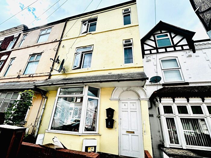 3 Bedroom Terraced House To Rent In North Street, Dudley, DY2