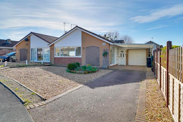3 Bedroom Detached Bungalow For Sale In Hale Close, Melbourn, SG8