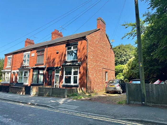 2 Bedroom End Of Terrace House For Sale In Crewe Road, Nantwich, Cheshire, CW5