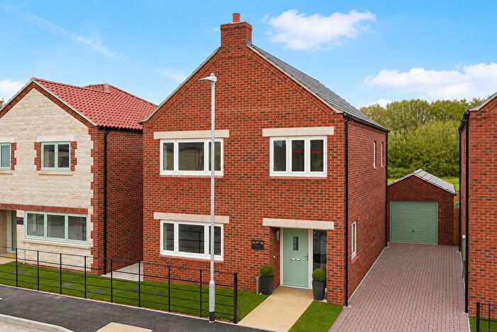 4 Bedroom Detached House For Sale In Royal Meadow, Leadenham, Leadenham, Lincolnshire, LN5