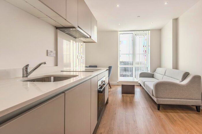 1 Bedroom Apartment To Rent In Royal Winchester House, Bracknell, RG12