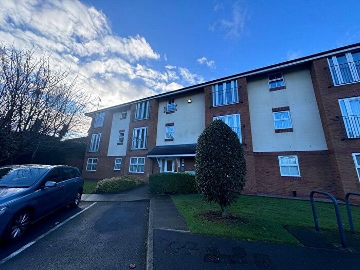 2 Bedroom Flat For Sale In Hillcrest Court, Wallasey, CH44