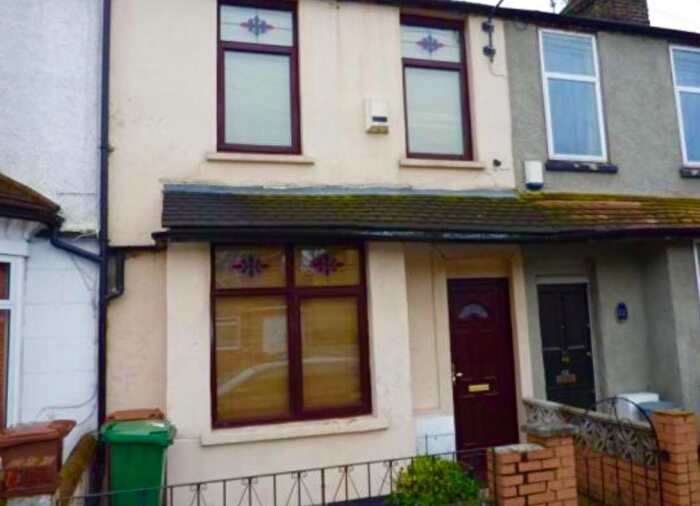 2 Bedroom Terraced House For Sale In Overton Road, Abbey Wood, London, SE2