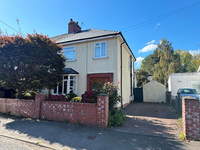 3 Bedroom Semi-Detached House For Sale In Hatherleigh Road, Abergavenny, NP7