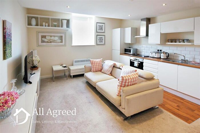 1 Bedroom Apartment To Rent In Wharncliffe Road, Ilkeston, DE7