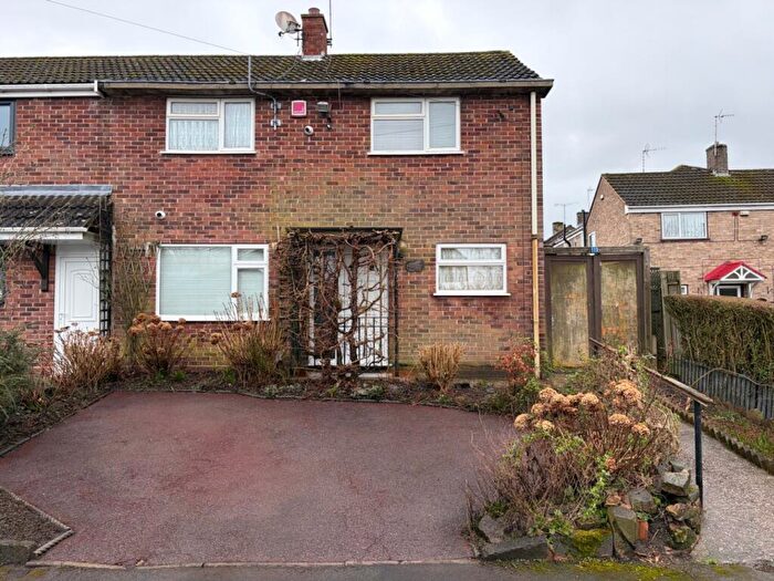 2 Bedroom Semi-Detached House For Sale In Vale View, Stockingford, Nuneaton, CV10