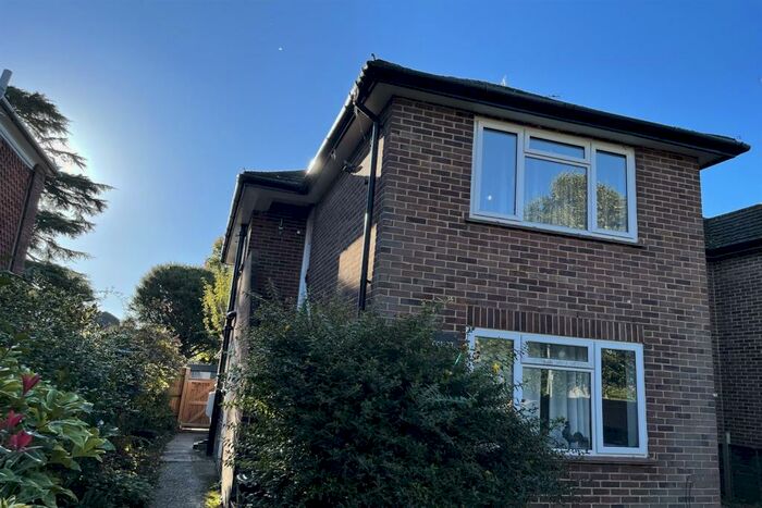 2 Bedroom Maisonette To Rent In Beaumont Rise, Marlow, SL7