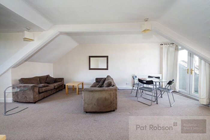 2 Bedroom Apartment To Rent In Grosvenor Place (Flat ), Jesmond, Newcastle Upon Tyne, NE2