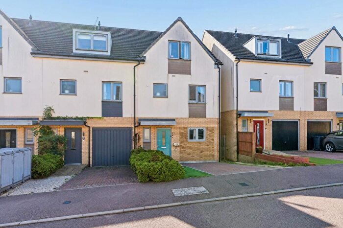 4 Bedroom End Of Terrace House For Sale In Brimstone Drive, Stevenage, SG1