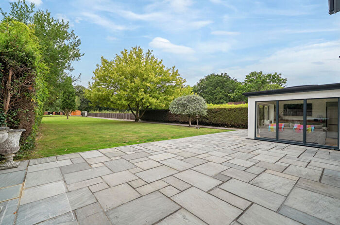 4 Bedroom Detached House For Sale In New Lane, Sutton Green, Guildford, Surrey, GU4