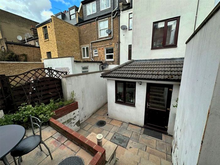 Property To Rent In New Cross Road, London, SE14