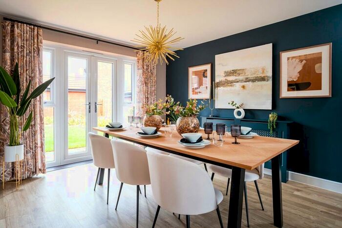 4 Bedroom Detached House For Sale In Clipstone Park, Leighton Buzzard, LU7