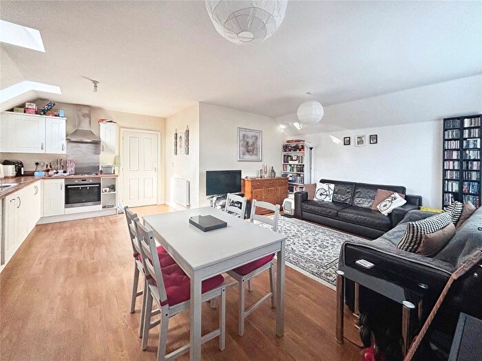 2 Bedroom End Of Terrace House For Sale In Teddington Drive, Leybourne, West Malling, Kent, ME19