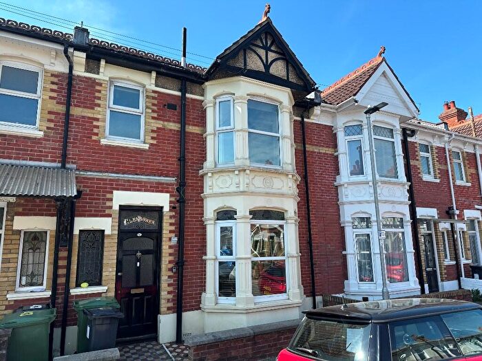 3 Bedroom Terraced House For Sale In Heyshott Road, Portsmouth, Hampshire, PO4