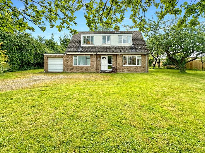 3 Bedroom Detached House For Sale In Barton Road, Haslingfield, Cambridge, CB23