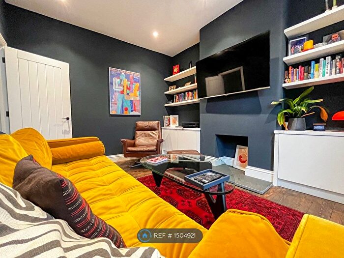 2 Bedroom Flat To Rent In Edenvale Street, London, SW6