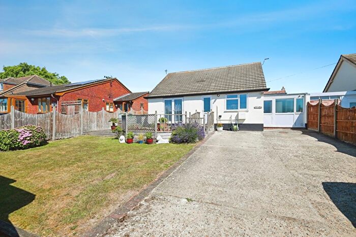 2 Bedroom Bungalow For Sale In Sea Approach, Warden, Sheerness, Kent, ME12