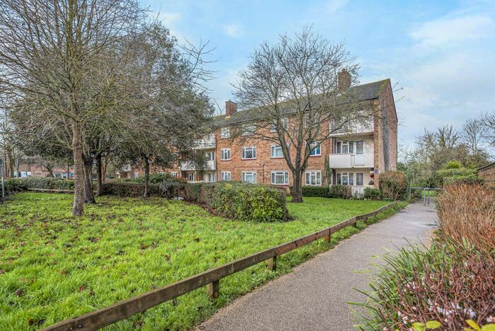 2 Bedroom Apartment To Rent In Stockleys Road, Headington, OX3