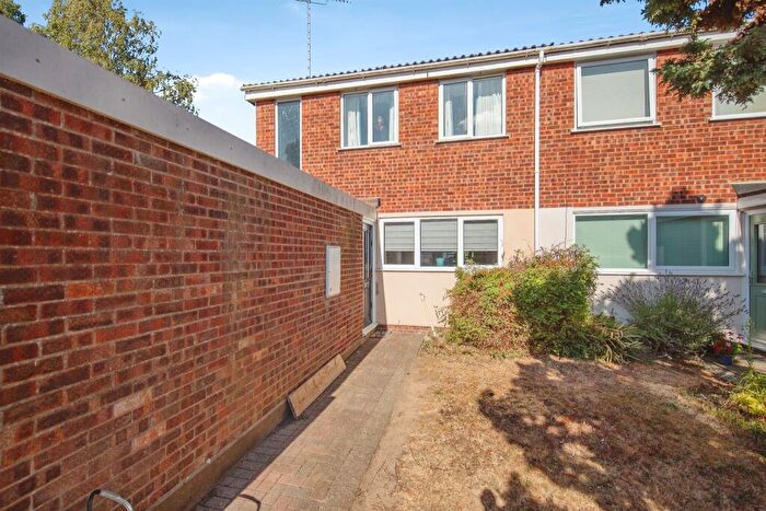 2 Bedroom End Of Terrace House For Sale In Bury Hill Close, Woodbridge, IP12