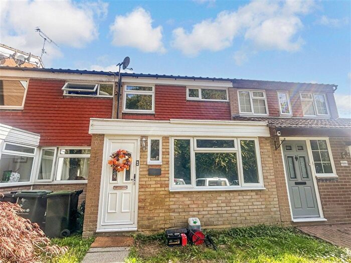 3 Bedroom Terraced House For Sale In The Coppice, Vigo, Kent, DA13