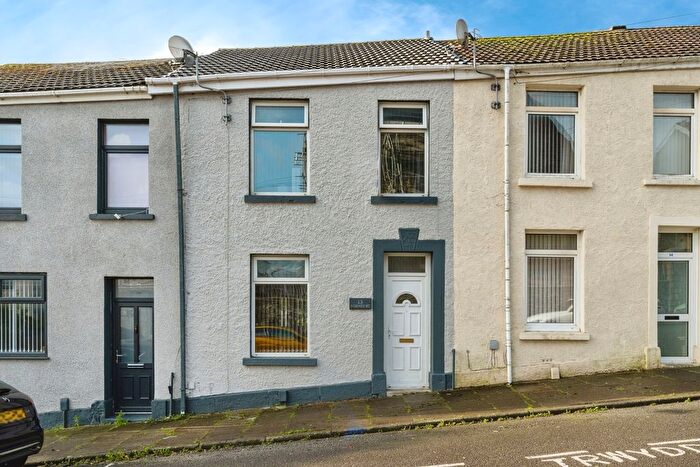 3 Bedroom Terraced House For Sale In Stepney Street, Cwmbwrla, Swansea, SA5