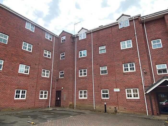 2 Bedroom Flat For Sale In St. Andrews Court, St. Andrews Street, NN1