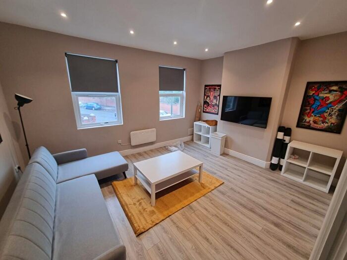 2 Bedroom Apartment To Rent In Sophie Road, Nottingham, NG7