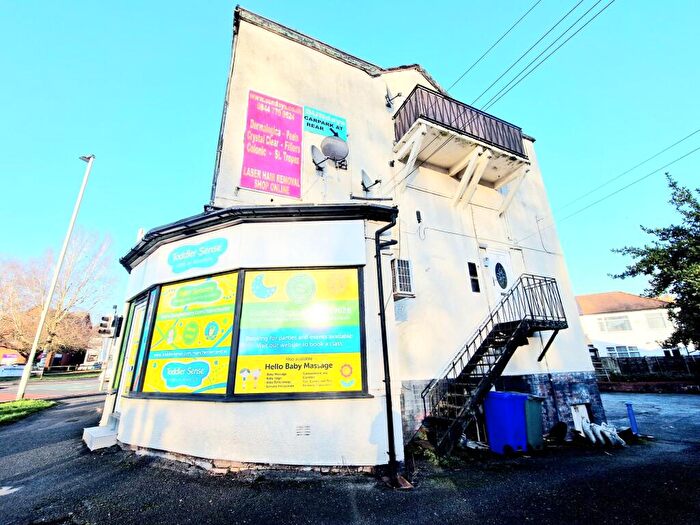 1 Bedroom Flat To Rent In Bury New Road, Prestwich, M25