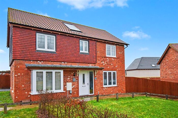 4 Bedroom Detached House For Sale In Hobby Drive, Priors Hall Park, NN17