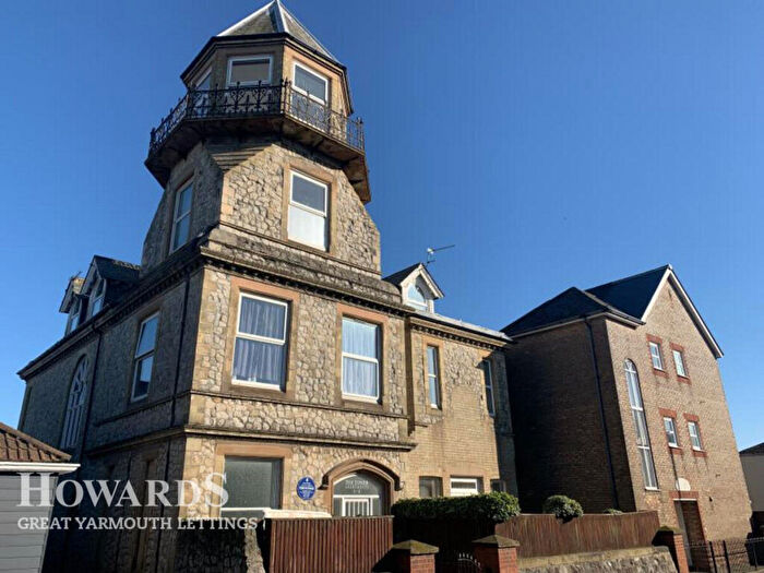 2 Bedroom Apartment To Rent In High Street, Gorleston, NR31