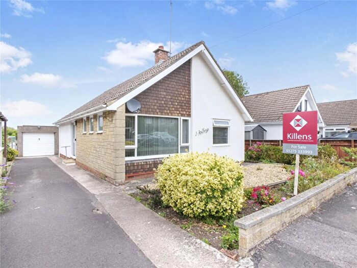 2 Bedroom Bungalow For Sale In Detached Bungalow In A Desirable Village Setting, BS39