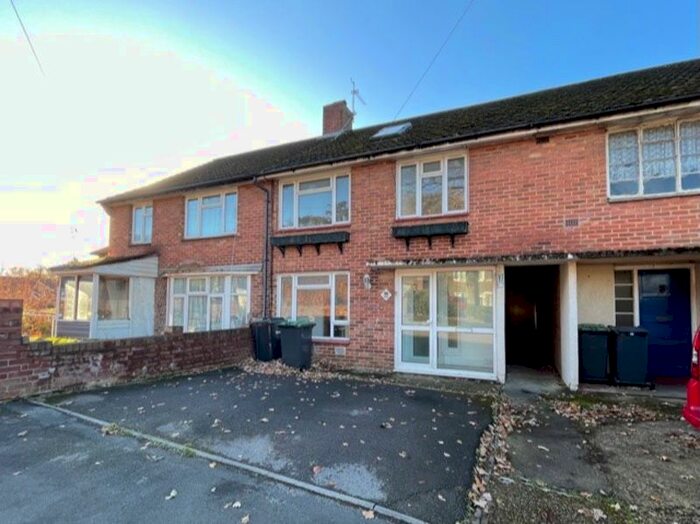 4 Bedroom Terraced House To Rent In Stakes Hill Road, Waterlooville PO7