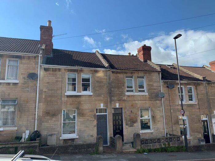 2 Bedroom House To Rent In Dartmouth Avenue, Bath, BA2