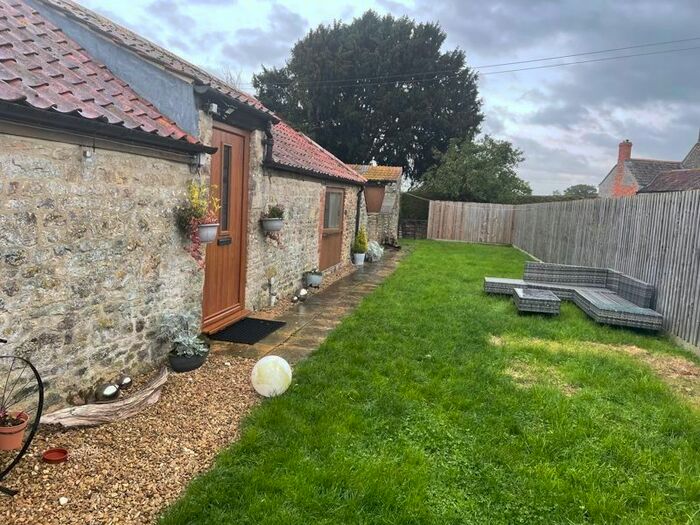 1 Bedroom Detached House To Rent In Cowhill, Oldbury-On-Severn, Bristol, BS35