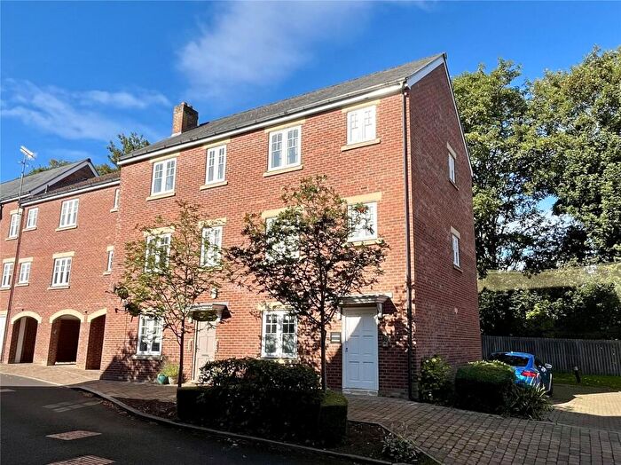 2 Bedroom Apartment For Sale In Bowman Drive, Hexham, Northumberland, NE46