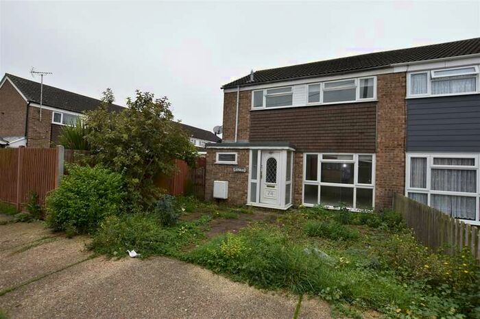 4 Bedroom House To Rent In Champlain Avenue, Canvey Island, SS8
