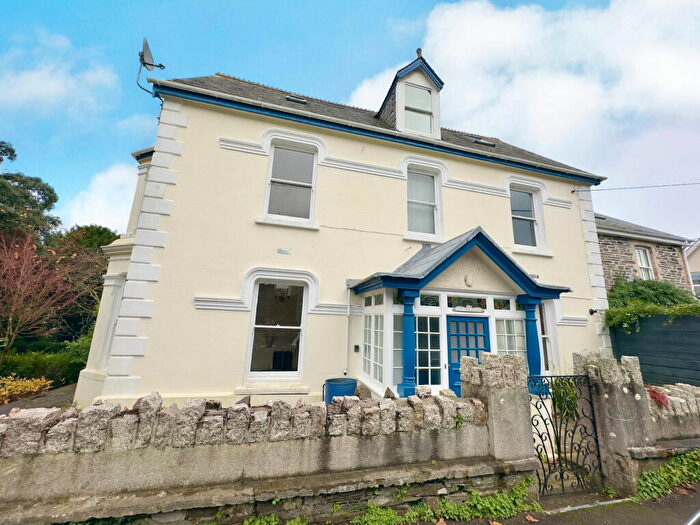 4 Bedroom End Of Terrace House For Sale In Fernleigh Road, Wadebridge, PL27