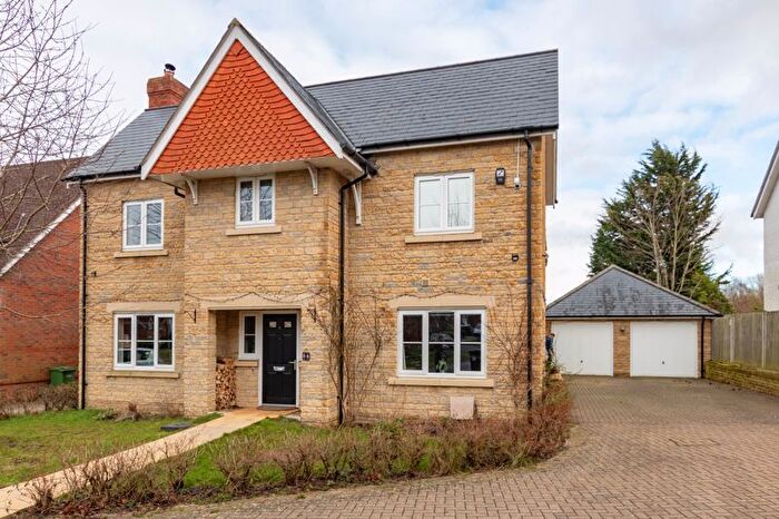 4 Bedroom Detached House For Sale In Nalder Green, East Challow, Wantage, OX12